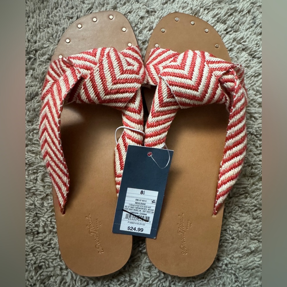 NWT universal thread red sandals